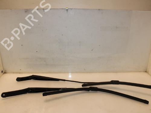 Used Front windshield wiper arm VW GOLF VII Variant (BA5, BV5) 1.0 TSI (110 hp) 15328075