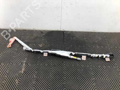 left-curtain-airbag-peugeot-108-2014-37204275 main image