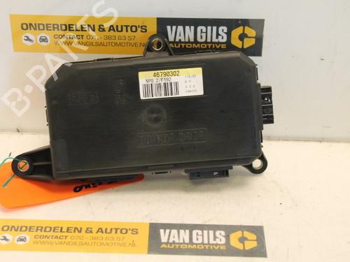 Commande Confort FIAT STILO (192_) 1.6 16V (192_XB1A) (103 hp) 15311412