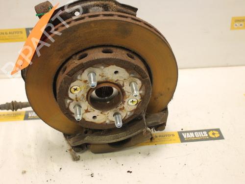 Left front steering knuckle KIA SHUMA I (FB) 1.8 i 16V | BP15311642M25 
