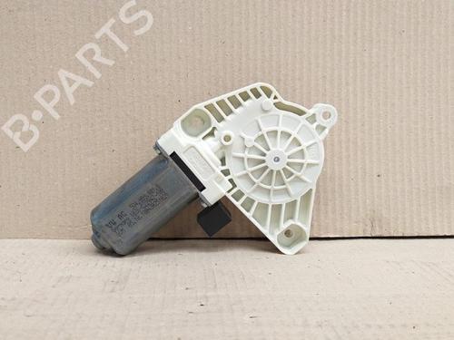 Used Electronic module VW GOLF VII (5G1, BQ1, BE1, BE2) 1.2 TSI (110 hp) 15346543
