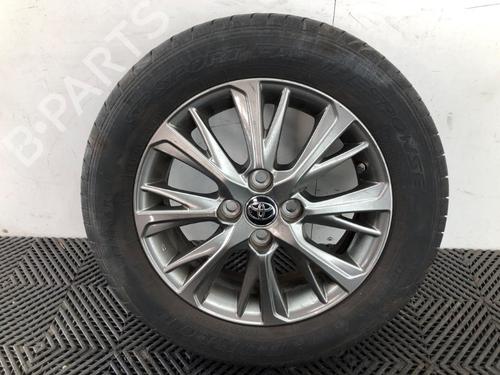 Fælk TOYOTA YARIS (_P13_) 1.5 Hybrid (NHP130_, NHP130) (101 hp) 24537126