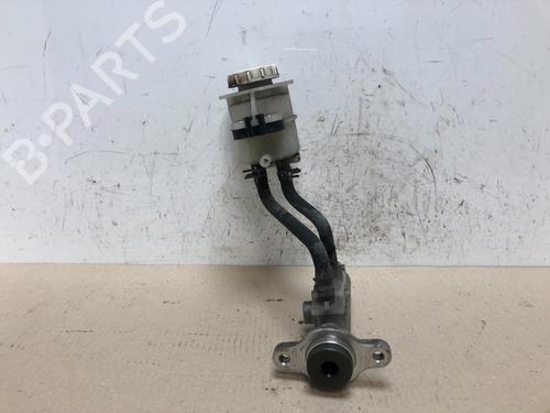 Used Brake master cylinder MITSUBISHI OUTLANDER I (CU_W) 2.4 4WD (CU5W) (160 hp) 16153309