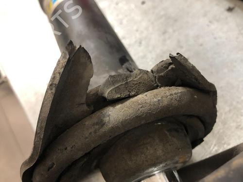 Used Left front shock absorber BMW 5 Touring (E61) 525 d (177 hp) 15347414
