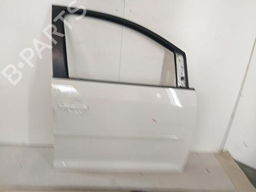 Used Right front door Right front door 16709512 16709512