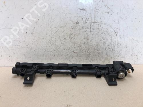 Used Injection rail FORD FOCUS C-MAX (DM2) 1.6 (100 hp) 15534380