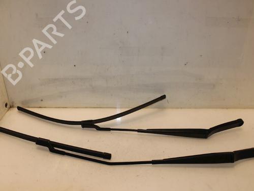 Used Front windshield wiper arm VW GOLF VI (5K1) 2.5 (170 hp) 15327953