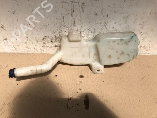 Used Windscreen washer tank FIAT PANDA (169_) 1.2 (169.AXB11, 169.AXB1A) (60 hp) 15303904