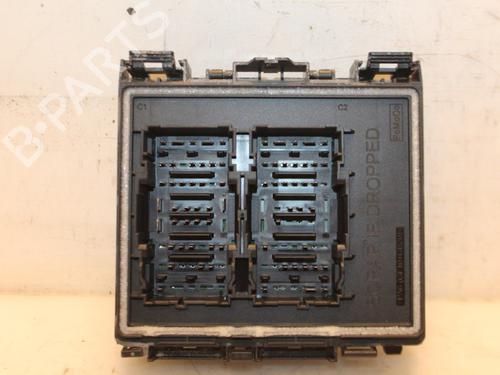 Used Fuse box Fuse box 15335065 15335065