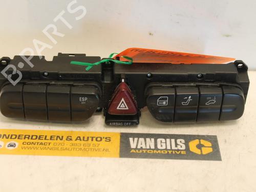 Used Warning switch MERCEDES-BENZ C-CLASS (W203) C 220 CDI (203.006, 203.008) (143 hp) 15311527