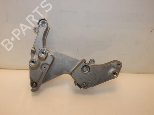 Used Engine mount AUDI A3 Sportback (8VA, 8VF) 1.4 TFSI e-tron (204 hp) 15318565