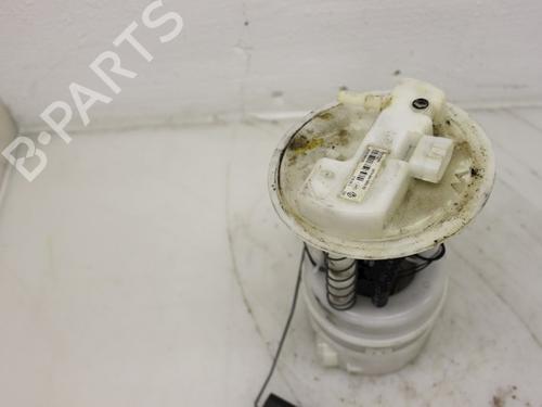 Used Fuel pump RENAULT TWINGO II (CN0_) 1.2 (CN0D) (58 hp) 15297780