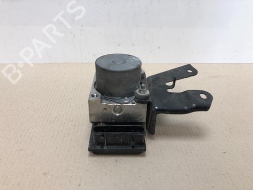 Used ABS pump CITROËN C1 (PM_, PN_) 1.0 (68 hp) 15830107