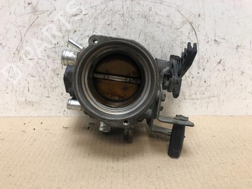 Used Throttle body Throttle body 15533596 15533596