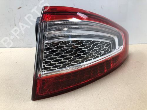 right-taillight-ford-mondeo-iv-ba7-2007-2008-2009-2010-2011-2012-2013-2014-2015-37209912 main image
