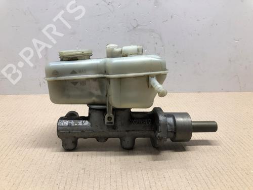 Used Brake master cylinder VW POLO (9N_, 9A_) 1.4 16V (75 hp) 15533065