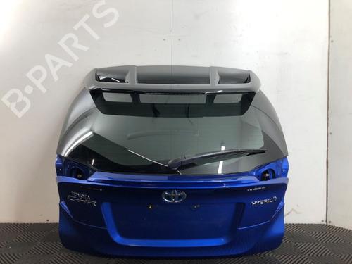 tailgate-toyota-c-hr-_x1_-2016-23646692 main image