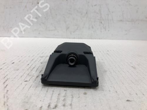 camera-nissan-leaf-ze1-2017-37212529 main image