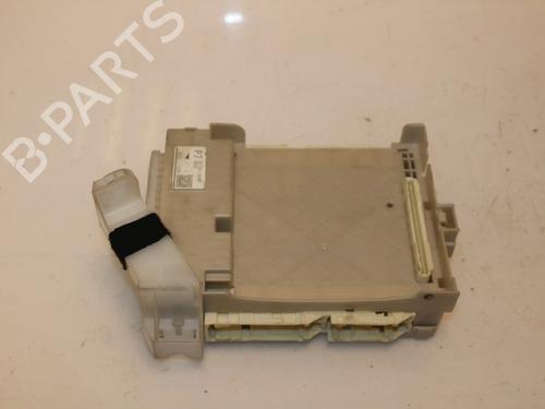 Used Fuse box Fuse box 15324423 15324423