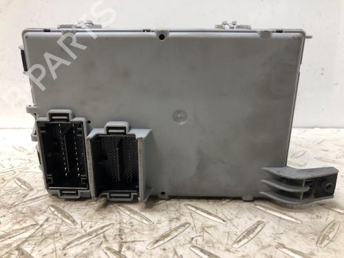 Fuse box CITROËN NEMO Box Body/MPV (AA_) 1.3 HDi 75 | BP37204586E1 - Image 3