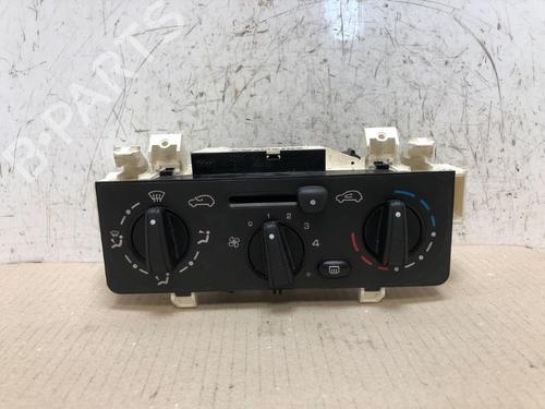 Used Climate control Climate control 15534437 15534437