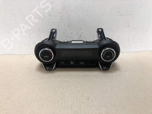 Used Climate control Climate control 16899126 16899126