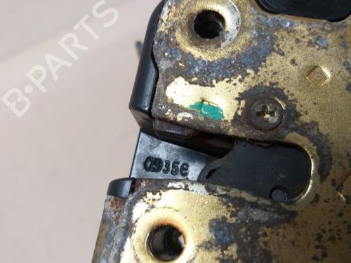 Front right lock CHRYSLER VOYAGER IV (RG, RS) 2.4 | BP15531506C97 