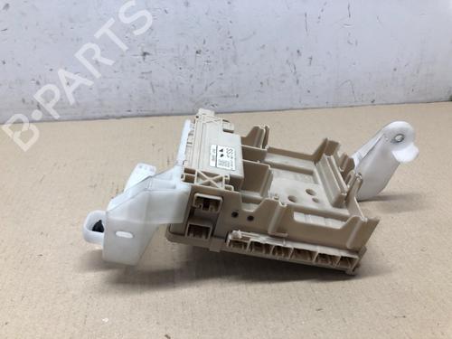 Fuse box PEUGEOT 108 1.0 VTi 72 | BP22768611E1 