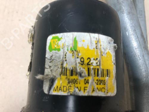 Front wipers mechanism RENAULT MEGANE II Estate (KM0/1_) 1.5 dCi (KM1F) | BP15300145C83 
