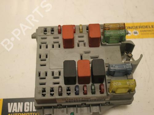 Used Fuse box FIAT PUNTO (188_) 1.2 60 (188.030, .050, .130, .150, .230, .250) (60 hp) 15310669