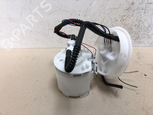 Bränslepump FORD FOCUS I (DAW, DBW) 1.6 16V (100 hp) 15344857