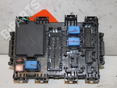 fuse-box-nissan-pixo-ua0-10-3677068k01-2009-15308541 main image