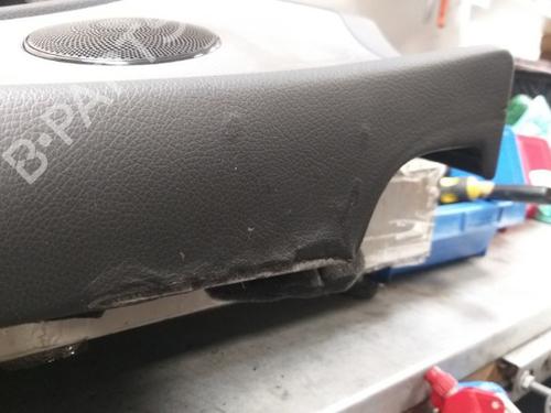 Høyre frontpanel Høyre frontpanel MERCEDES-BENZ E-CLASS (W213) E 200 d (213.013) (150 hp) 37213617 37213617