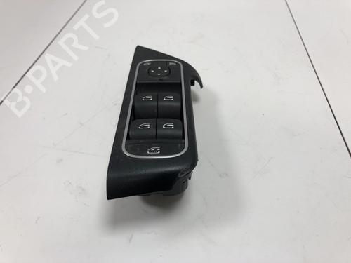 switch-mercedes-benz-b-class-sports-tourer-w247-2018-37211217 main image