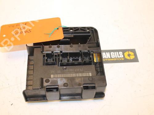 Used Comfort control module VW GOLF V (1K1) 1.9 TDI (105 hp) 15310352