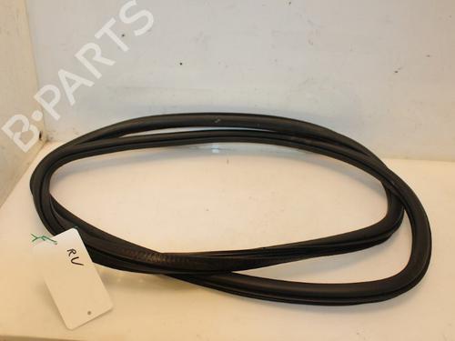 Gummiliste Gummiliste SEAT Mii (KF1, KE1) 1.0 (60 hp) 15325953 15325953