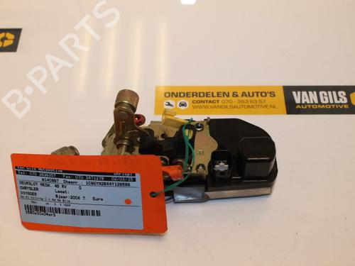Used Front right lock CHRYSLER VOYAGER IV (RG, RS) 2.4 (147 hp) 15309337