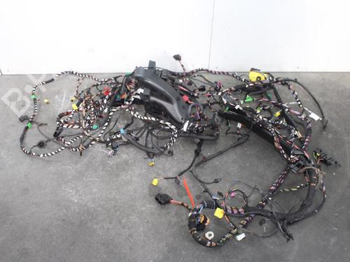 Used Wiring harness Wiring harness 15321779 15321779