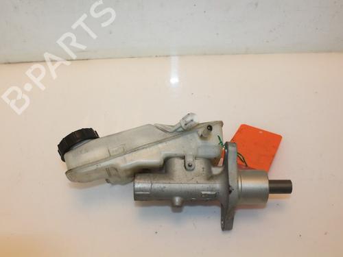 Used Brake master cylinder Brake master cylinder FORD FOCUS II (DA_, HCP, DP) 1.4 (80 hp) 15319809 15319809