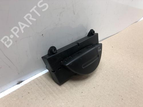 Switch MERCEDES-BENZ E-CLASS (W211) E 320 (211.065) | BP15537707I30 