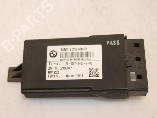 Used Electronic module BMW 5 Touring (F11) 520 i (184 hp) 15329699