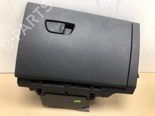 Used Glove box Glove box 37212065 37212065