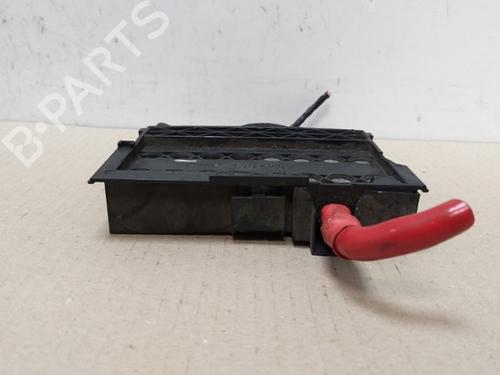 Used Fuse box FORD FIESTA V (JH_, JD_) 1.4 16V (80 hp) 16075385