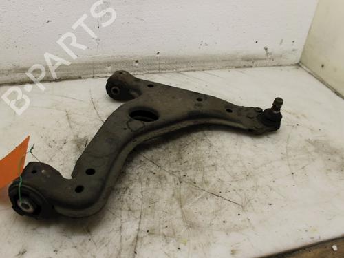 Used Right front suspension arm Right front suspension arm OPEL ZAFIRA A MPV (T98) 1.8 16V (F75) (125 hp) 15301298 15301298