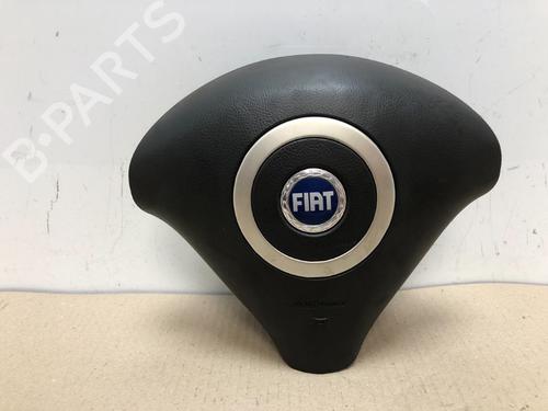 Used Driver airbag FIAT PUNTO (188_) 1.2 60 (188.030, .050, .130, .150, .230, .250) (60 hp) 15537847