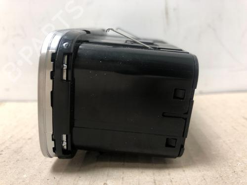 Headlight switch MERCEDES-BENZ B-CLASS Sports Tourer (W247) B 200 d (247.012) | BP16379616I24 