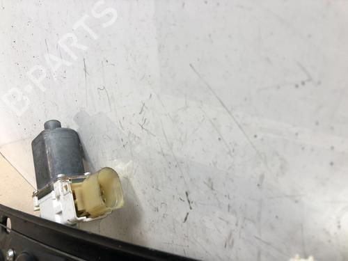Front left window mechanism BMW 3 (E90) 320 d | BP15300553C22 