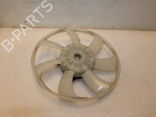 Used Radiator fan Radiator fan 15324528 15324528