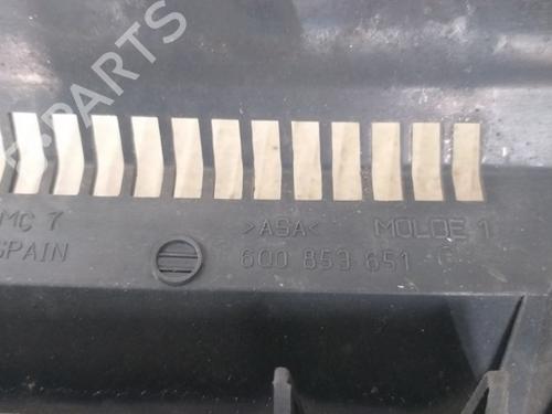 Grille VW POLO IV (9N_, 9A_) 1.9 SDI | BP15342435C40 
