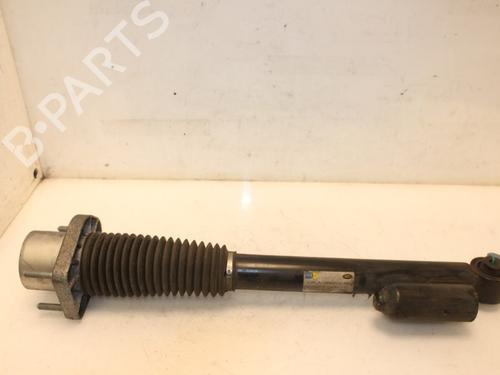 Højre bagtil støddæmper LAND ROVER RANGE ROVER IV (L405) 3.0 TDV6 4x4 (258 hp) 15331336